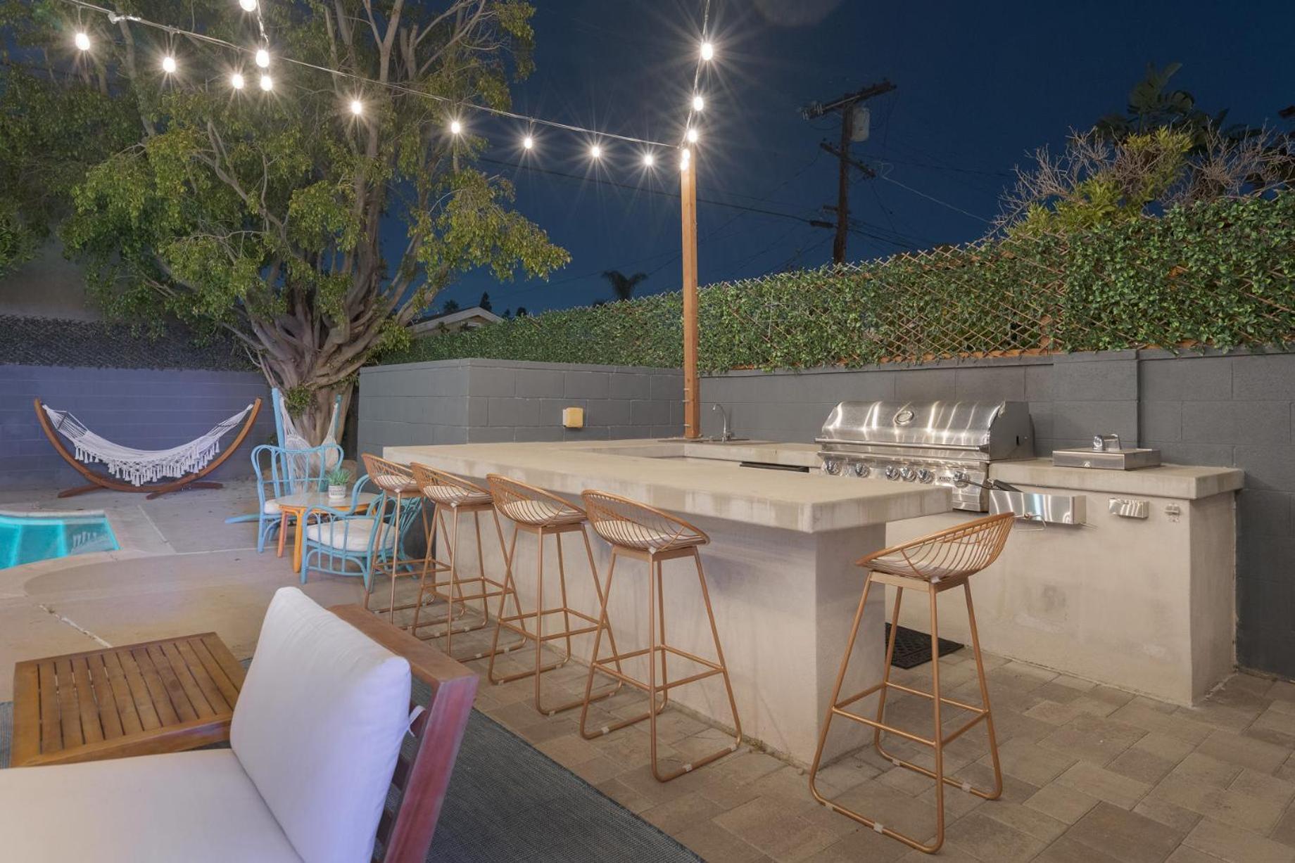Angel&Rose Universal Hollywood Heated Pool House King Bed لوس أنجلوس المظهر الخارجي الصورة